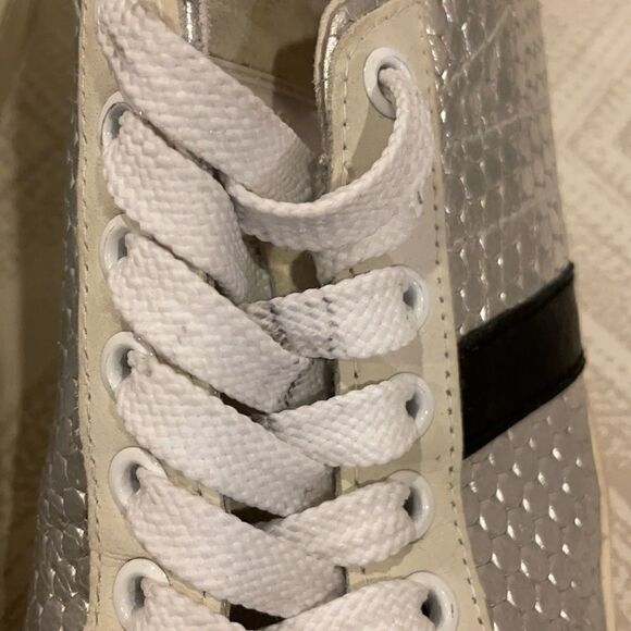 D.A.T.E. Women’s Silver & Black + Zebra Fur Sneakers - Picture 3 of 8